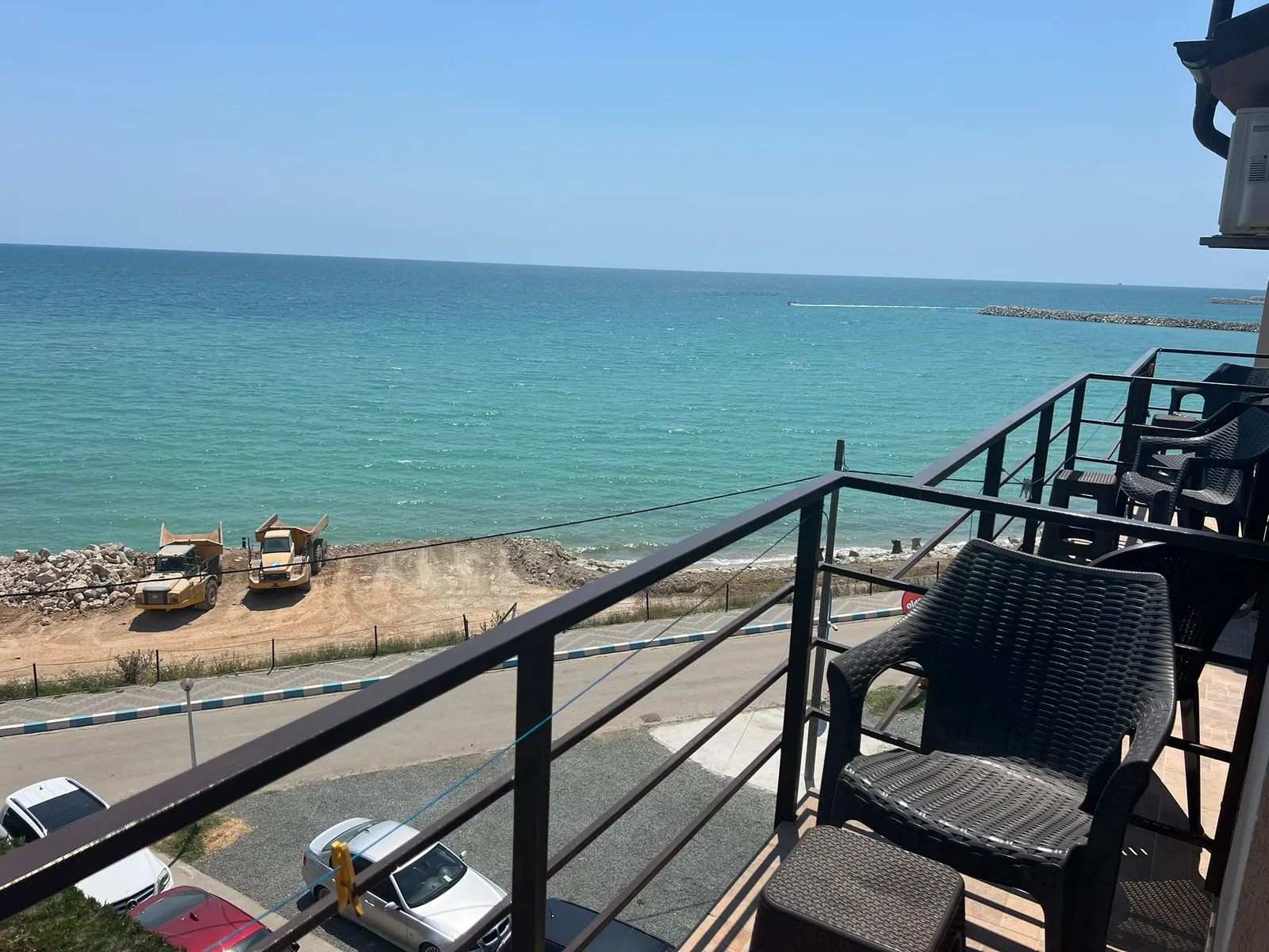 Balcon cu vedere la Marea Neagră, Vila Sunrise Costinești